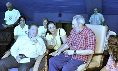 Visita Fidel nuevamente el Acuario Nacional.